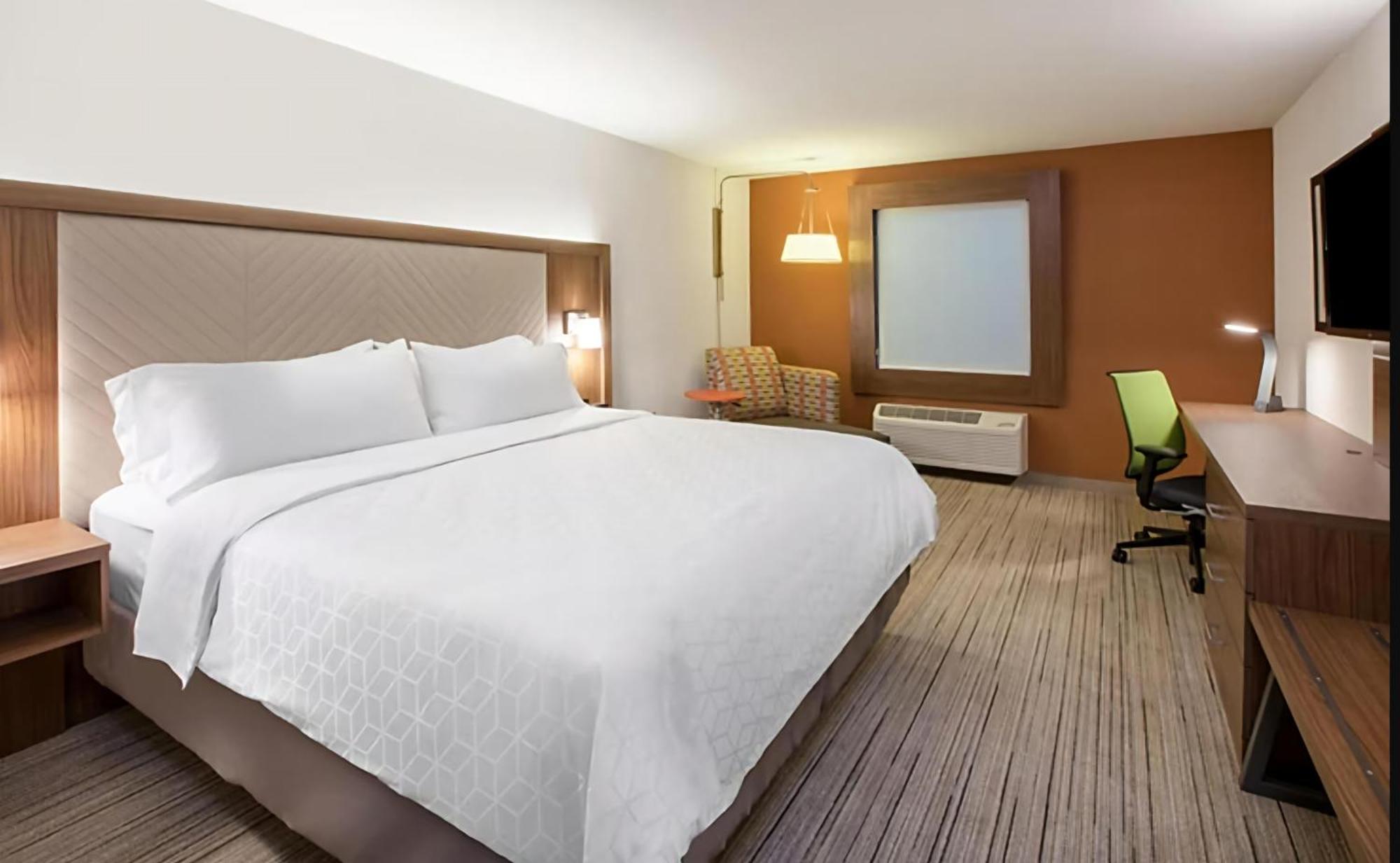 Holiday Inn Express - Minneapolis West - Plymouth By Ihg Exterior photo
