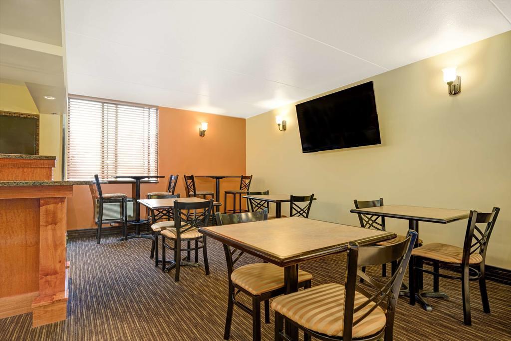 Holiday Inn Express - Minneapolis West - Plymouth By Ihg Exterior photo
