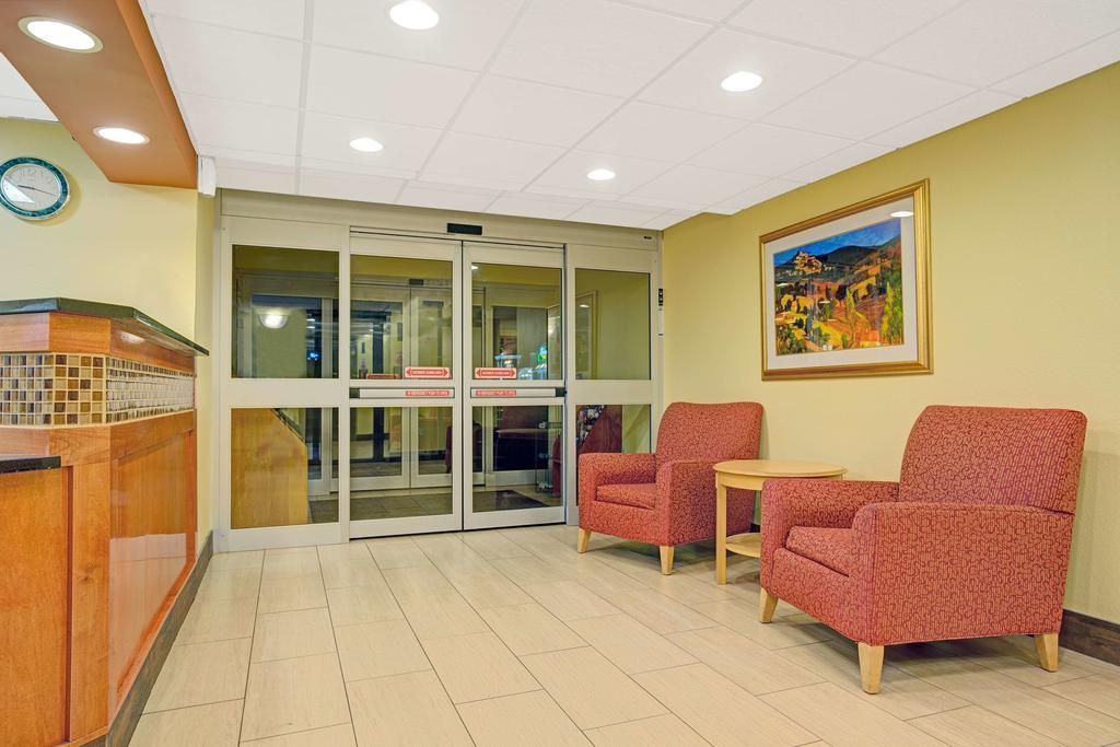Holiday Inn Express - Minneapolis West - Plymouth By Ihg Exterior photo